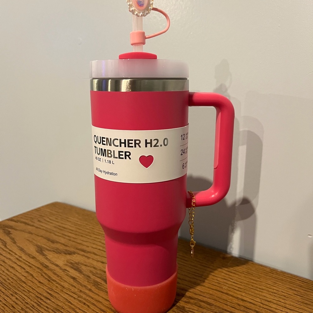 Quencher H2.0 Tumbler - Hot Pink with Orange Base